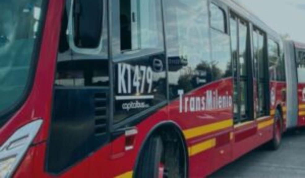 Pillos aprovecharon trancón para robar a pasajero en TransMilenio El robo ocurrió en inmediaciones a la carrera 30 con octava sur.