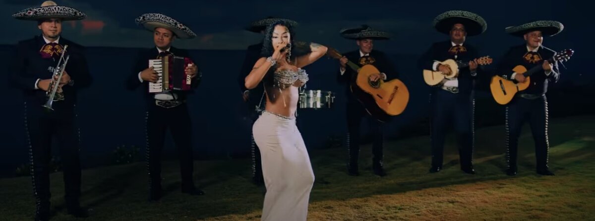 ¿Yailin se volvió a copiar de Karol G? 1 ¿Yailin se volvió a copiar de Karol G? Yailin es nuevamente criticada por aparentemente imitar a Karol G, esta vez estaría imitando el video y el ritmo de la canción 'Mi ex tenía razón'.