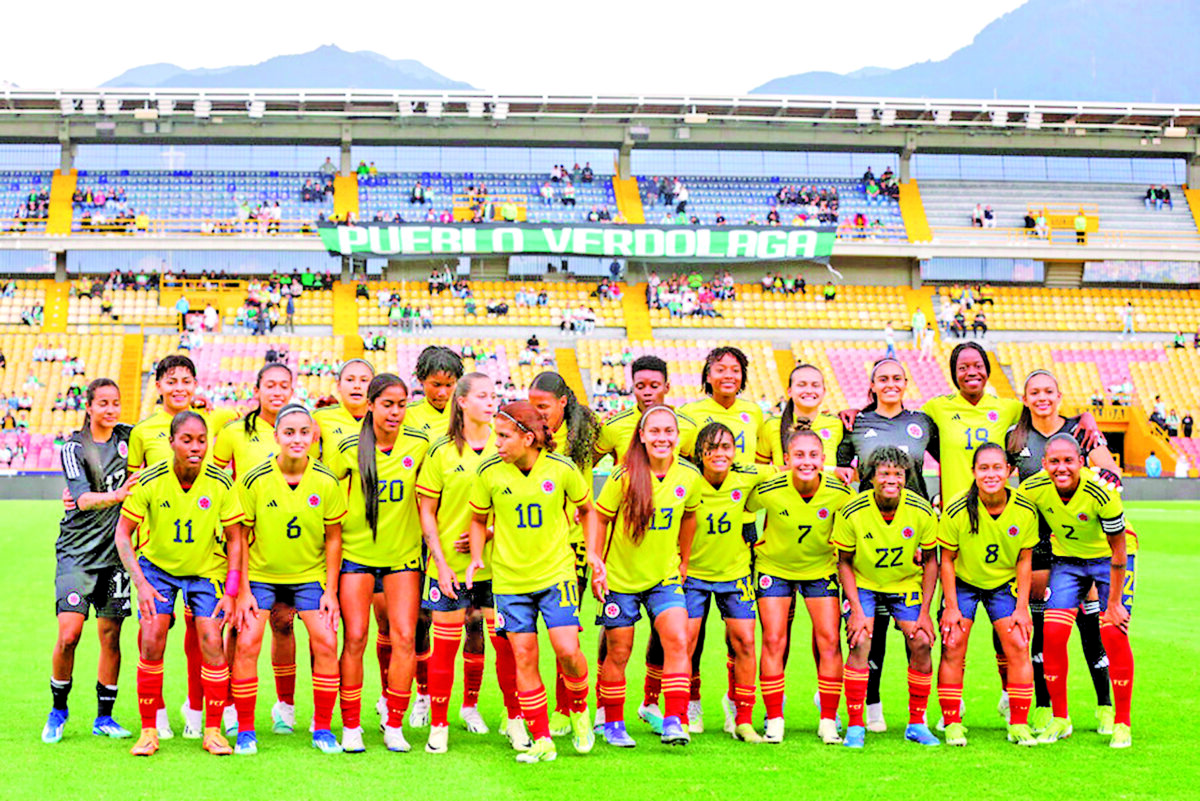 En Bogotá se abrirá y se cerrará el telón del Mundial Sub-20 Femenino 1 En Bogotá se abrirá y se cerrará el telón del Mundial Sub-20 Femenino Bogotá será sede de la apertura y cierre del Mundial Femenino Sub-20 que se disputará en Colombia. Le contamos los detalles de la programación y cuándo será el sorteo de la fase de grupos.