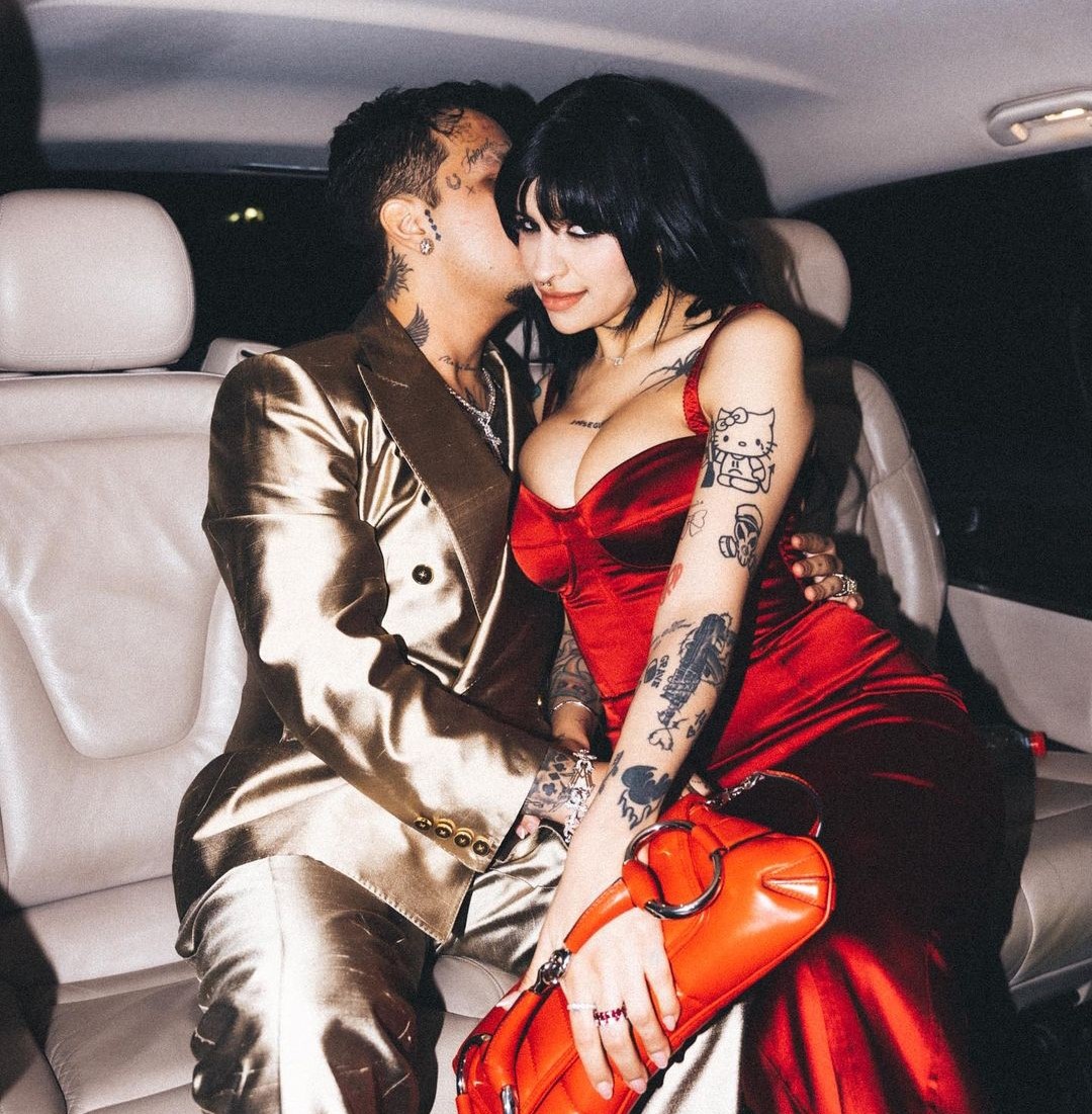 Christian Nodal confirma el fin de su relación con Cazzu A través de sus redes sociales, el cantante mexicano anunció que su relación con Cazzu no va más.