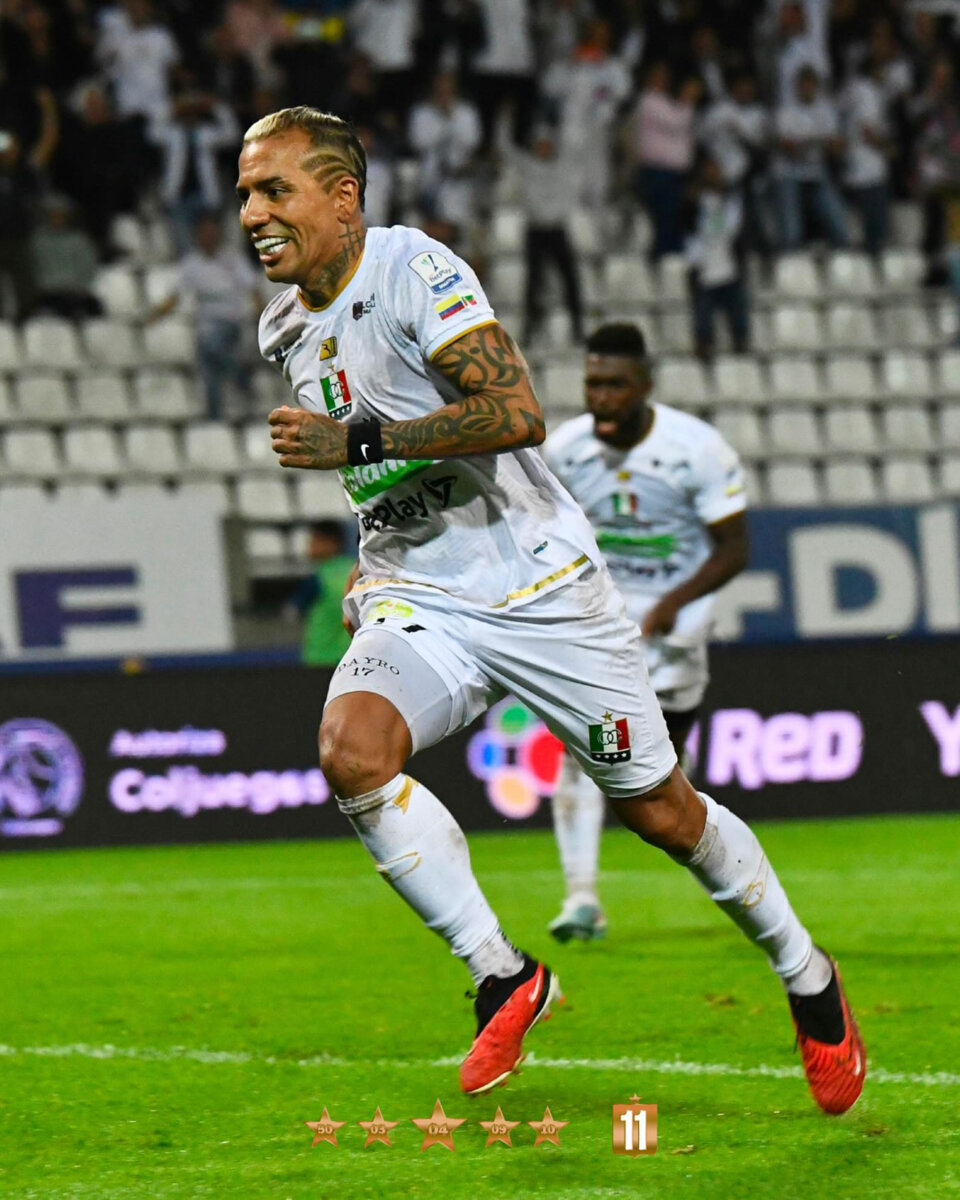 Reñida: así está la lucha por el Botín de Oro en la Liga BetPlay 5 Reñida: así está la lucha por el Botín de Oro en la Liga BetPlay Delanteros de cinco clubes que juegan los cuadrangulares de la Liga BetPlay aspiran a consagrarse como máximo artillero del torneo. Le contamos quiénes son.