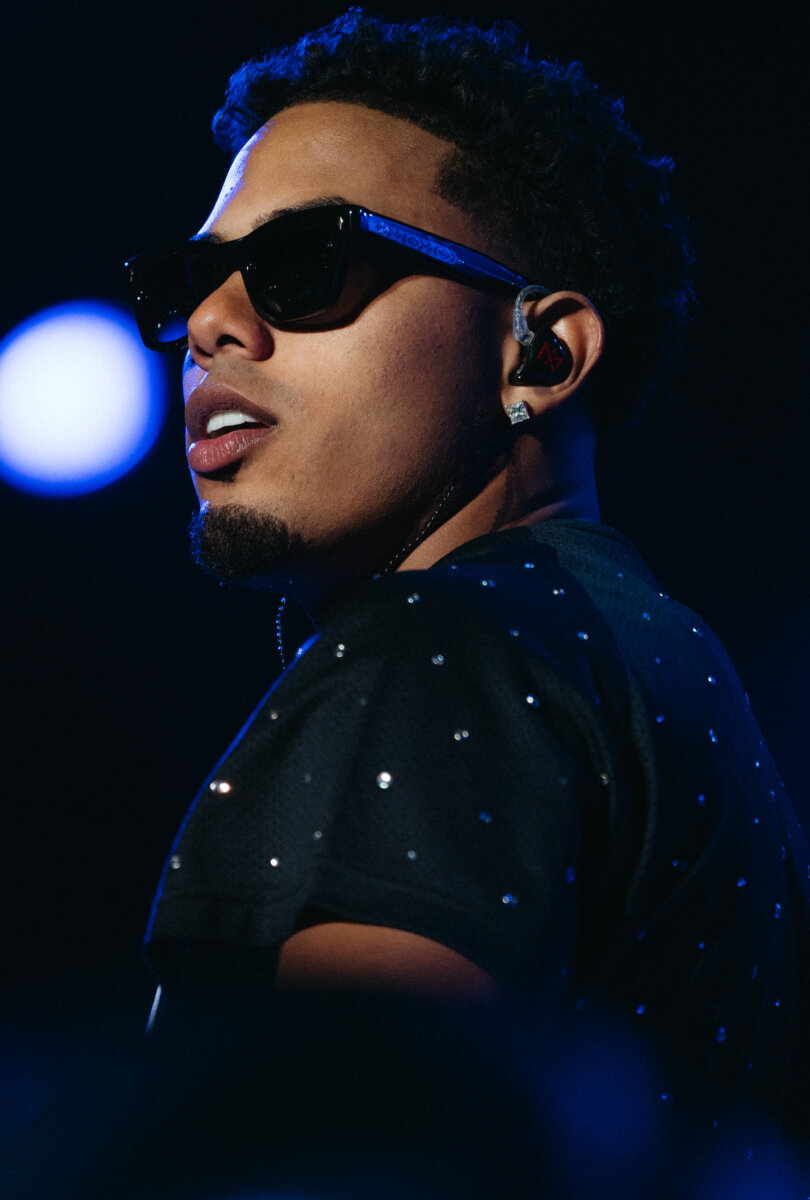 Myke Towers llega a Colombia con su gira 'Vive La Tuya… No La Mía Tour' 1 Myke Towers llega a Colombia con su gira 'Vive La Tuya… No La Mía Tour' El artista puertorriqueño Myke Towers confirmó su llegada a Colombia como parte de su gira mundial.
