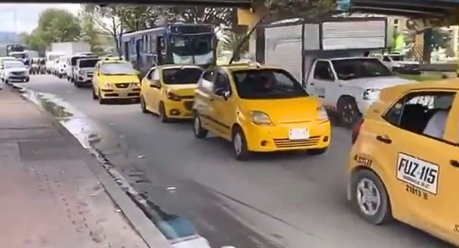EN VIVO: Así avanza el paro de taxistas en Bogotá 1 EN VIVO: Así avanza el paro de taxistas en Bogotá Les contamos cómo avanza la movilidad en la capital del país por cuenta del paro de taxistas.