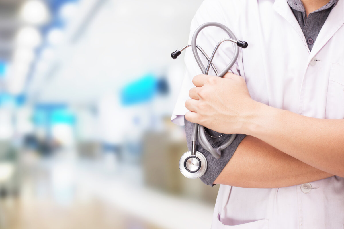 EPS Sura pide el retiro voluntario del sistema de salud La EPS Sura radicó ante la Superintendencia de Salud una solicitud de autorización para su retiro del sistema general de seguridad social en Colombia.