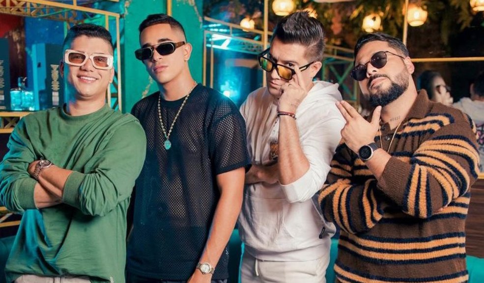 El 'Bandanato', el género que le compite al vallenato La agrupación 'La Banda del 5' rompe los esquemas y busca competirle al vallenato con nuevos sonidos y ritmos, creando consigo el género 'Bandanato'.