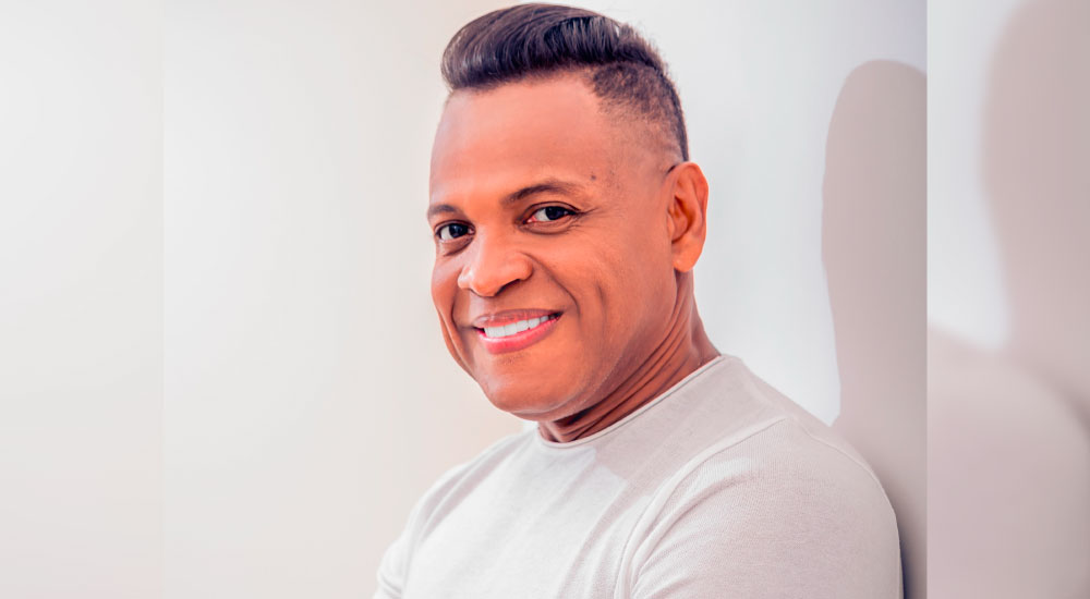 Luto en el vallenato: murió Omar Geles 2 Luto en el vallenato: murió Omar Geles La noche de este martes falleció el cantante vallenato Omar Geles en una clínica de Valledupar.