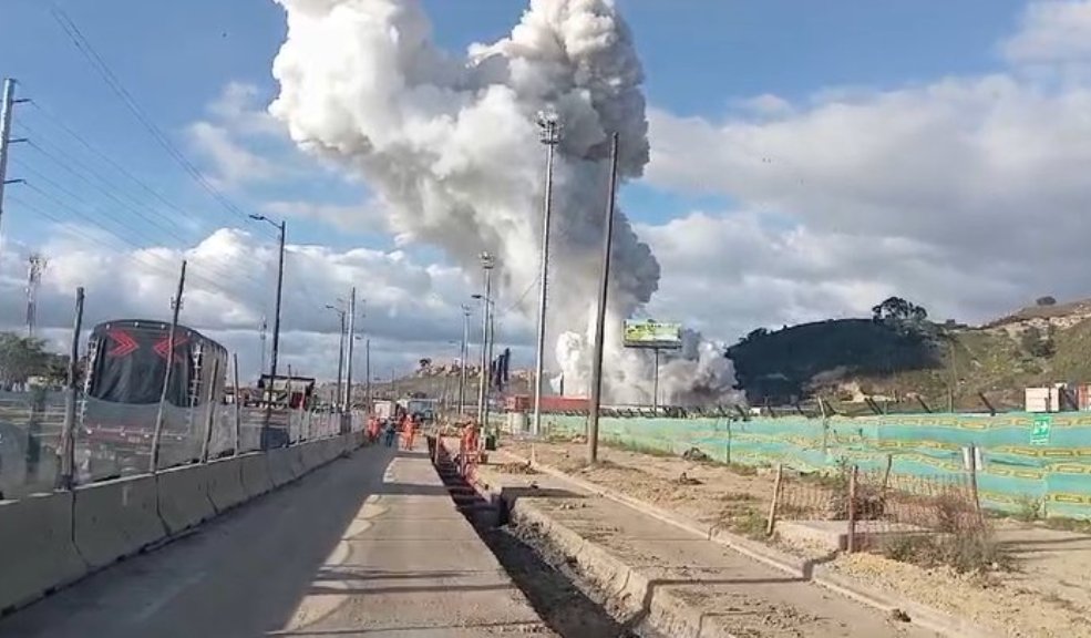 Esta habría sido la causa de la explosión en polvorería de Soacha El dueño de la polvorería El Vaquero, dio la primera hipótesis sobre las causas de la explosión dentro de la fábrica.