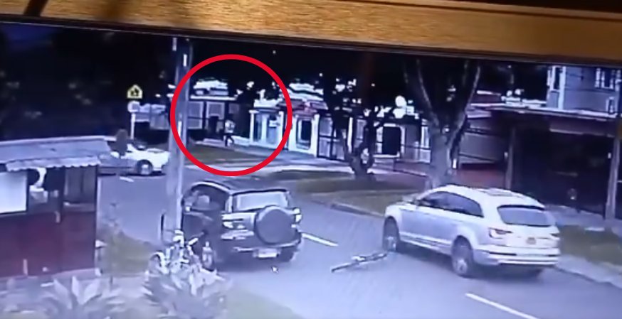 Este es el sujeto que asesinó a una mujer en Suba y luego se quitó la vida 1 Este es el sujeto que asesinó a una mujer en Suba y luego se quitó la vida Este sujeto asesinó a la madre de su hijo y, después de su infame crimen, se quitó la vida frente a sus familiares.