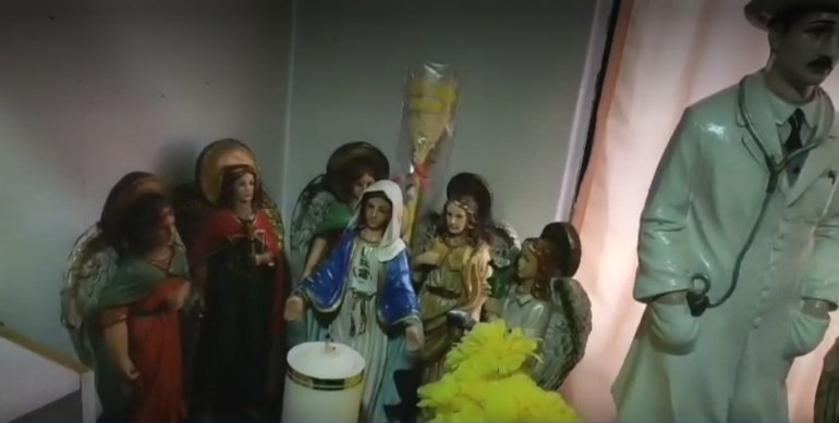 Falso brujo habría abusado de al menos 4 menores en Soacha Alias 'Tony' es señalado de abusar a 4 menores de edad cuando iban a hacerse rituales o ceremonias, pues el sujeto se hacía pasar por brujo.