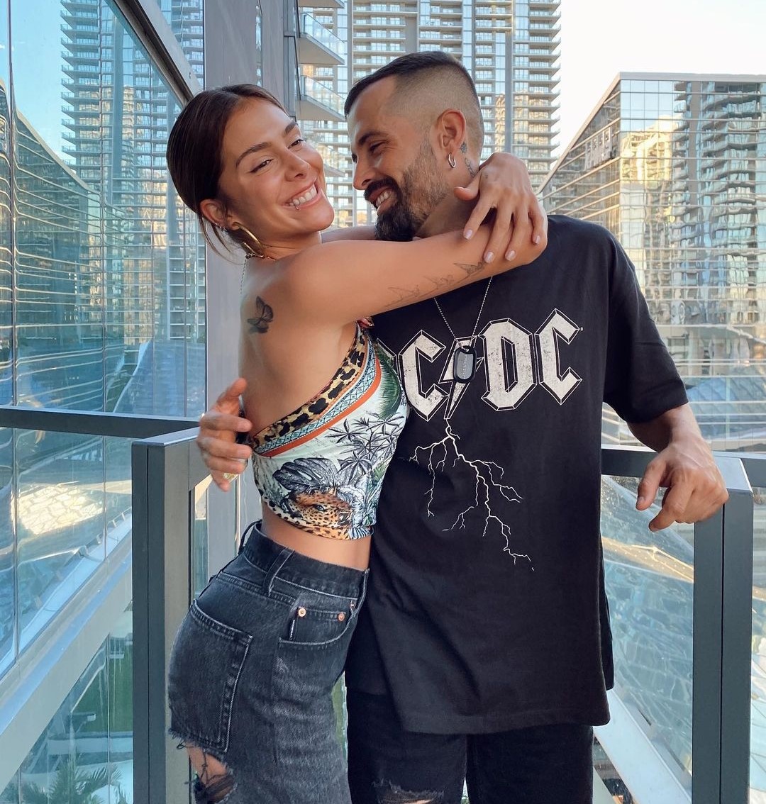 Greeicy y Mike Bahía anuncian su "separación" y preocupan a sus seguidores Los cantantes Mike Bahía y Greeicy Rendón dieron la noticia durante un concierto en Perú.