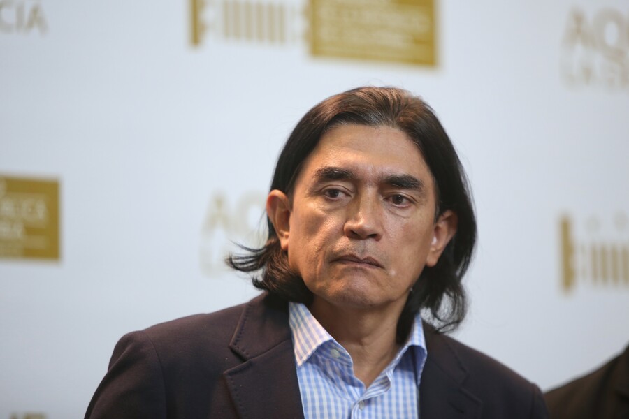 Gustavo Bolívar confirmó que desaparecerán varios subsidios El director de Prosperidad Social, Gustavo Bolívar, aseguró que algunos subsidios desaparecerán, pues se convertirán en proyectos productivos para los beneficiarios, esto con el fin de que las poblaciones vulnerables empiecen a crear empresas.