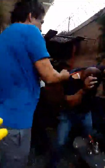 Indignación por presunto maltrato a un trabajador: Petro se pronunció En un video que se ha viralizado en redes sociales, se ve cómo un trabajador está siendo golpeado, al parecer, por reclamar que le paguen horas extras.
