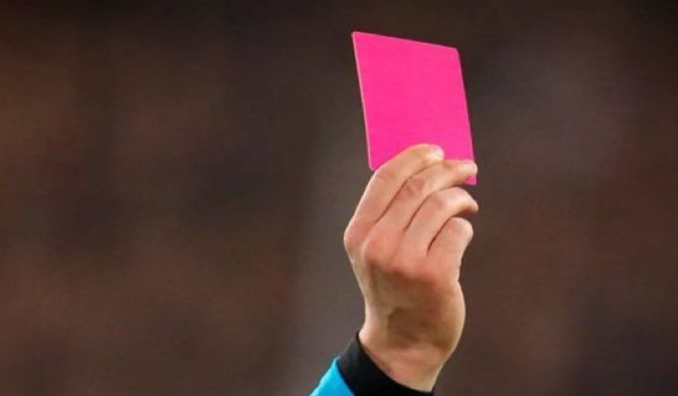 La Copa América 2024 implementará la tarjeta rosada: ¿qué significa? Esta cartulina será mostrada por los árbitros como símbolo de una sexta sustitución.