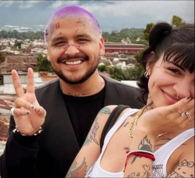Los chats de Nodal y su ex serían la causa de la ruptura con Cazzu Al parecer, la mamá de su hija lo pilló enviándole mensajes a la exnovia.
