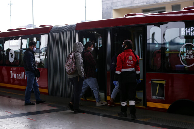 Así puede comunicarse con TransMilenio Estos son los canales de comunicación disponibles por los que puede contactar a TransMilenio.