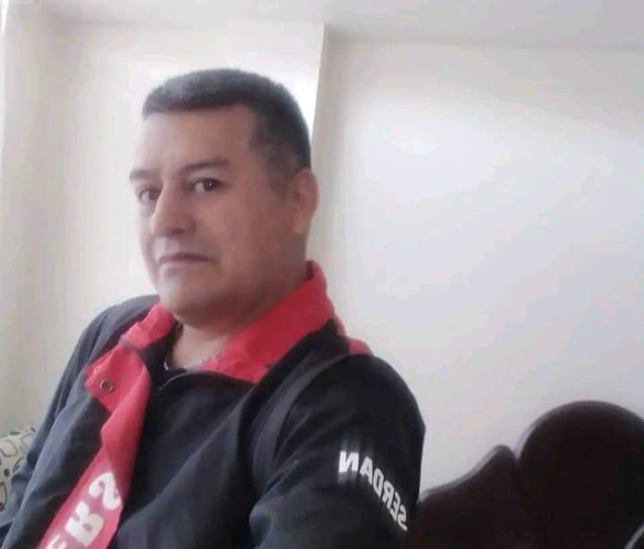 Misteriosa desaparición de Janier en Bosa 1 Misteriosa desaparición de Janier en Bosa El señor Janier Chaves de 51 años, se encuentra desaparecido desde el pasado 4 de mayo. Su familia lo busca intensamente.