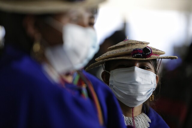 Niña indígena habría sido abusada sexualmente y obligada a tener el bebé Iris, una menor de 12 años que pertenece a la comunidad Indígena Embera, se vio obligada a continuar con su embarazo luego de que las autoridades del resguardo le negaran el proceso de aborto. Su estado de gestación, al parecer, es producto de una violación.