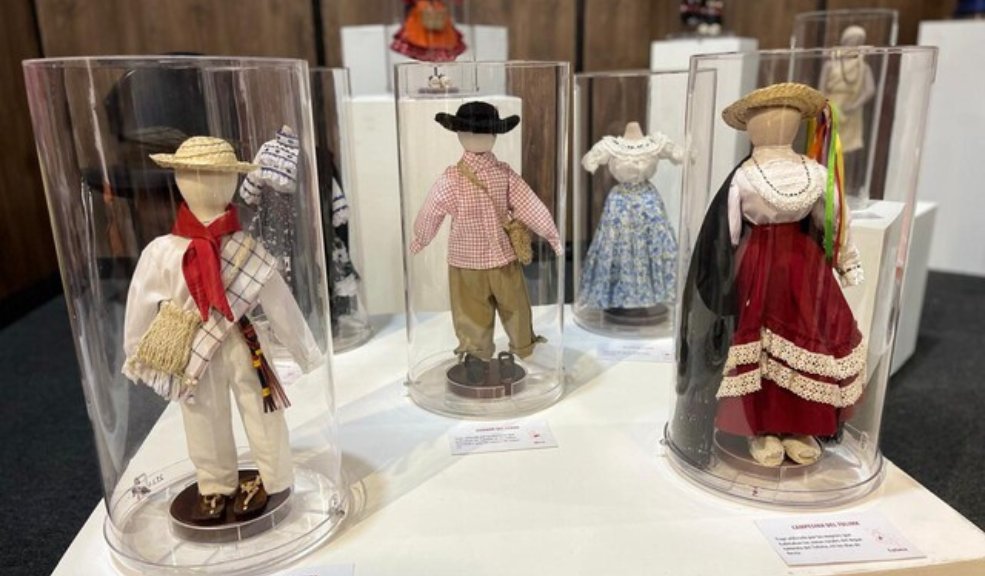 No se pierda la experiencia inolvidable del museo del traje Uno de los mayores atractivos de Createx 2024, que por estos días se realiza en Corferias, Bogotá, es el Museo de Traje.