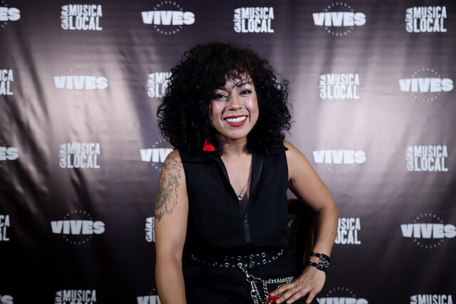"Para mí la calle ha sido mi casa, mi sala, un espacio de reflexión": Ilona Cerca de cumplir 20 años de labores profesionales, Ilona está lista para iniciar una nueva etapa en su carrera artística, con nueva música y acompañada por el equipo de trabajo de Carlos Vives.