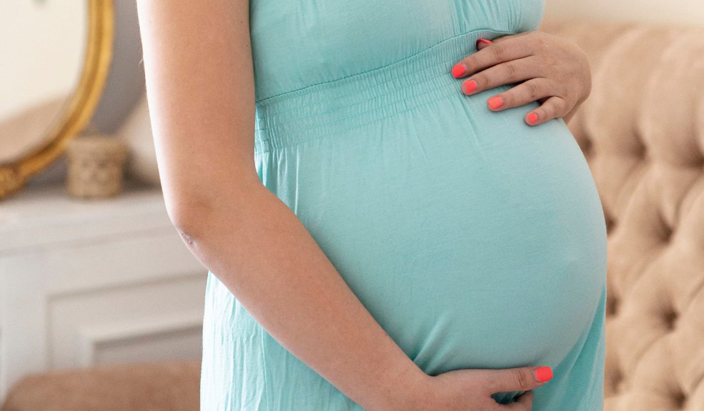 Usó el semen de su amante muerto para embarazarse y pedir la herencia 2 Usó el semen de su amante muerto para embarazarse y pedir la herencia En China causó polémica el caso de una mujer que intentó heredar los bienes de su amante muerto, dando a luz a un bebé que concibió con semen congelado.