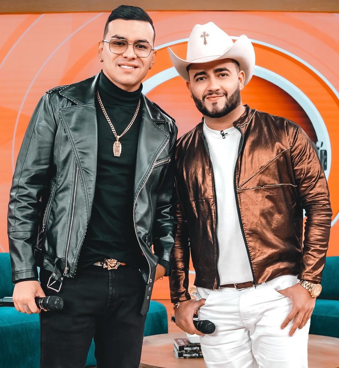 Yeison Jiménez confesó que se ha tomado unos tequilitas para hacer el 'delicioso' 2 Yeison Jiménez confesó que se ha tomado unos tequilitas para hacer el 'delicioso' En exclusiva para Q'HUBO Yeison Jiménez reveló que el tequila le ayuda para entrar en calor.