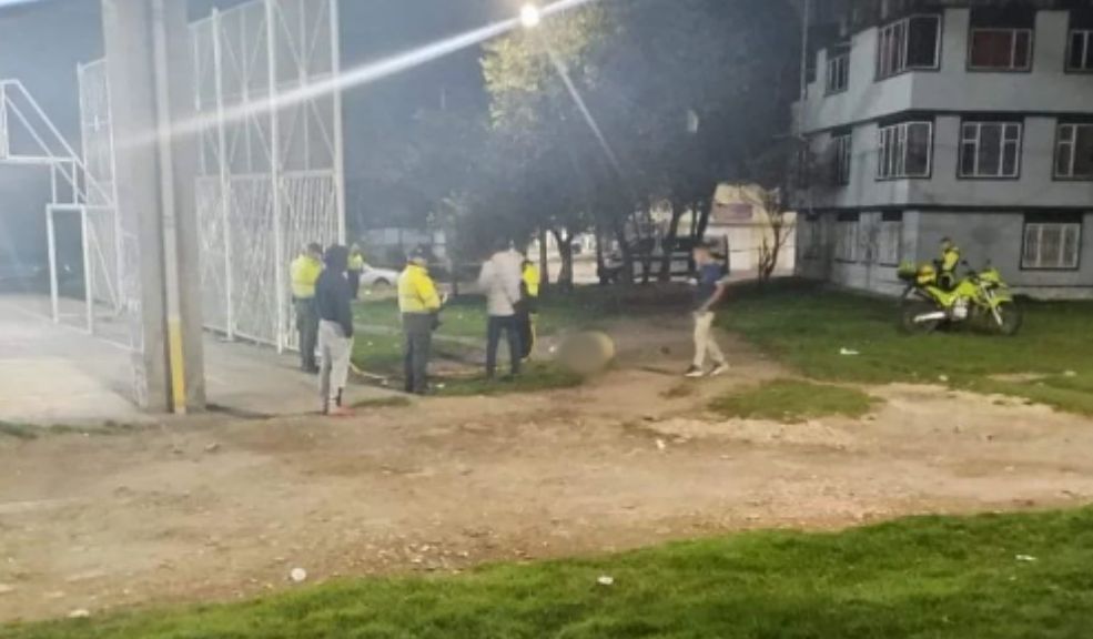Noche violenta en Facatativá: dos personas fueron asesinadas a bala 2 Noche violenta en Facatativá: dos personas fueron asesinadas a bala Una de las víctimas falleció en el lugar, mientras que la otra fue trasladada a un centro médico donde murió.