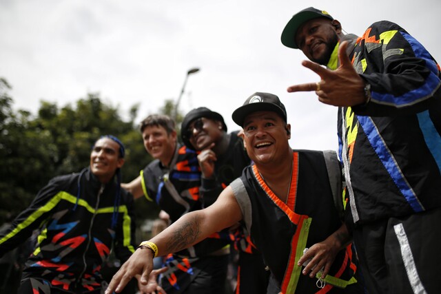 Systema Solar llevará su 'Futuro Primitivo' a Europa El colectivo músico visual Systema Solar estará de gira por Europa en el mes de Julio, llevando por diferentes países y ciudades los ritmos que los caracterizan, representando a Colombia y sus sonidos en los diferentes escenarios.