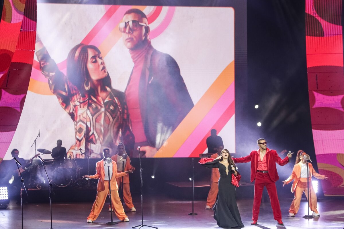 ¡Así será la entrega de los premios Nuestra Tierra! Se conocen detalles de los invitados a los premios Nuestra Tierra y los cantantes que alegrarán la gala con su música. Les contamos