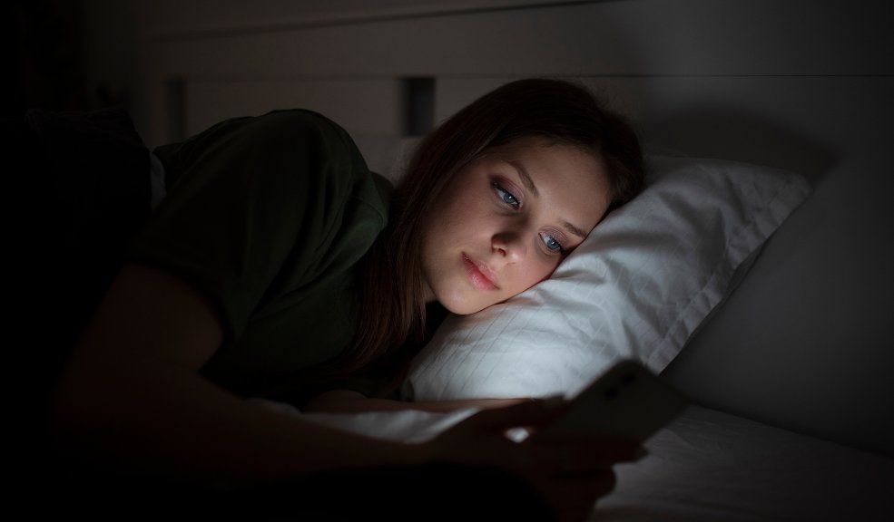 Con esta hierba medicinal puede combatir el insomnio El insomnio es un problema que afecta la salud de las personas y que lastimosamente va en aumento. Increíblemente, la solución a este problema se encuentra en una hierba.