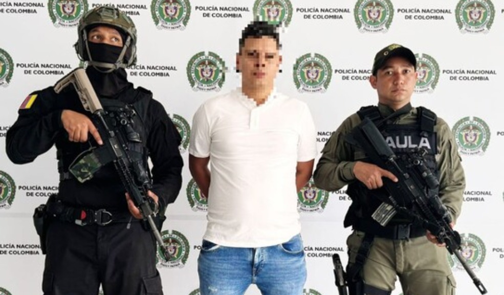 'El Salomón' ya está en Bogotá: este es su prontuario delictivo 1 'El Salomón' ya está en Bogotá: este es su prontuario delictivo En la tarde de este sábado aterrizó en Catam el avión que transportaba, desde el Casanare, a unos de los cabecillas del 'Tren de Aragua'. Sus actividades criminales se centraban en las localidades de Kennedy, Bosa, Chapinero, Ciudad Bolívar y Rafael Uribe Uribe.