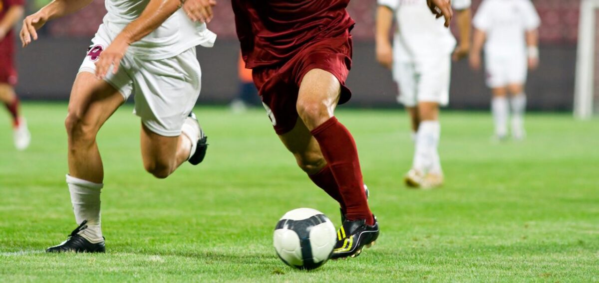 ¿Qué consume el colombiano cuando ve fútbol? Este estudio lo explica Por esta época, en la que se disputa la Copa América, se registra un amento en el consumo de plataformas digitales, tanto para ver los partidos, informarse y hasta pedir domicilio. Le cotamos.