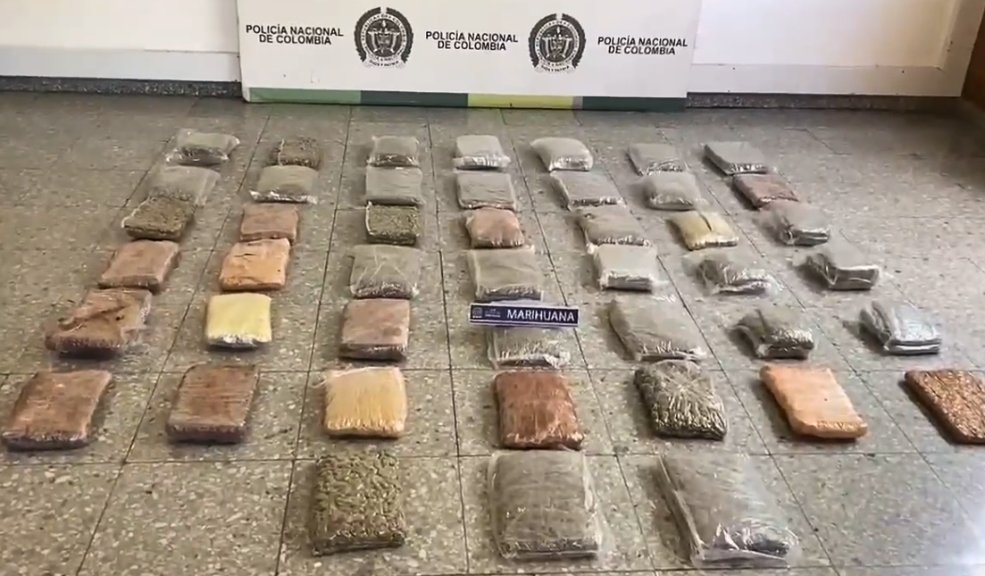 Incautan 24 kilos de marihuana en El Dorado El cargamento de marihuana procedía de Cali y tenía como destino la ciudad de Leticia (Amazonas)