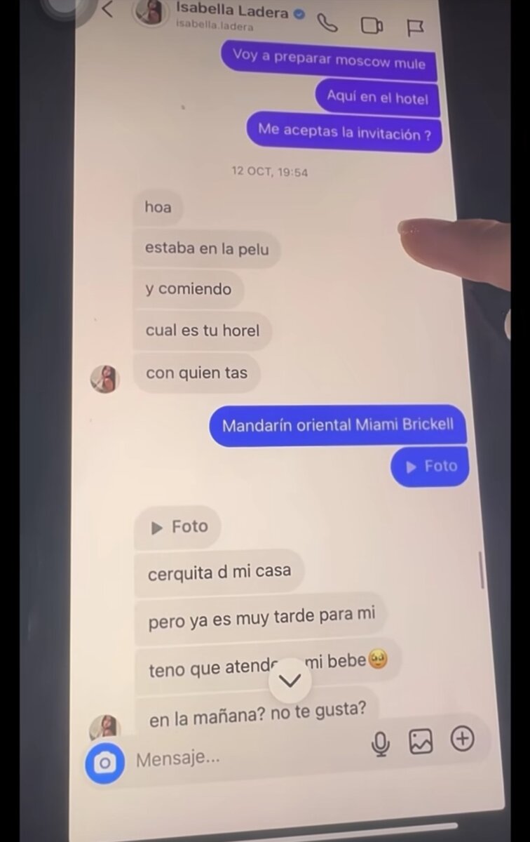 Los explosivos chats que comprometen a Beéle con reconocida influencer La esposa del cantante barranquillero reveló que él le fue infiel. La tercera implicada sería la creadora de contenido Isa Ladera.