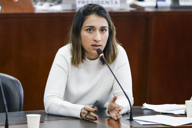 Realizan inspección judicial en la Casa de Nariño por caso de polígrafo a exniñera 1 Realizan inspección judicial en la Casa de Nariño por caso de polígrafo a exniñera Un equipo de 20 peritos de la Policía Judicial, al servicio de la Fiscalía, recorrerá la Casa de Nariño y el lugar exacto en donde se le realizó la prueba del polígrafo a Marelbys Meza, exniñera de Laura Sarabia.