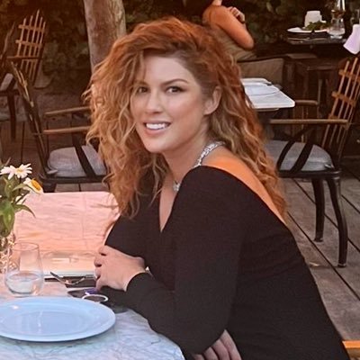 Reconocida actriz fue asesinada por su esposo: así fue el crimen 1 Reconocida actriz fue asesinada por su esposo: así fue el crimen La mujer fue asesinada cuando se encontraba en su casa en Ankara, capital de Turquía.