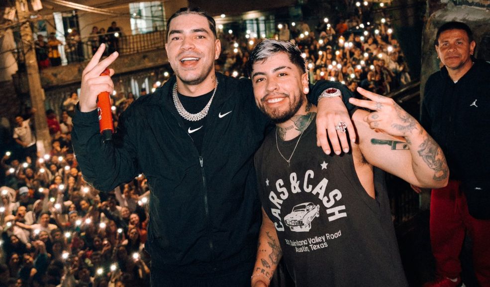 Ryan Castro y Juan Da sorprendieron al dar concierto gratuito: las redes estallaron 6 Ryan Castro y Juan Da sorprendieron al dar concierto gratuito: las redes estallaron El reguetonero paisa y el reconocido influencer tuvieron un especial concierto con sus seguidores.