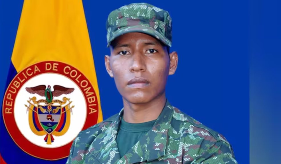 Soldado que fue secuestrado con su familia, ya fue liberado 1 Soldado que fue secuestrado con su familia, ya fue liberado El soldado fue secuestrado el domingo por la disidencias de las Farc mientras estaba de permiso. Las Fuerzas Militares confimaron que él, su esposa y su pequeña hija, se encuentran a salvo.