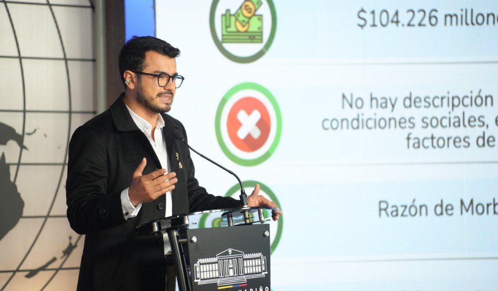 Supersalud denunció irregularidades en 3 EPS intervenidas 1 Supersalud denunció irregularidades en 3 EPS intervenidas La Nueva EPS habría escondido alrededor de $5 billones en facturas, denunció este jueves la Supersalud que puso en conocimiento de la Fiscalía este caso, en el marco de un corte de cuenta y de hallazgos, tras la intervención a tres EPS.