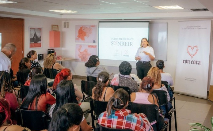 Abren convocatoria gratuita para personas que necesiten tratamientos dentales La fundación Sonrisas Únicas lanzó una nueva convocatoria para ofrecer tratamientos dentales gratuitos a personas en situación de vulnerabilidad o con recursos limitados.