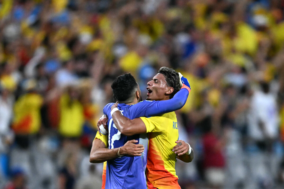 ¡Colombia hace historia! Le ganó a Uruguay y es finalista de la Copa América 3 ¡Colombia hace historia! Le ganó a Uruguay y es finalista de la Copa América La Selección Colombia se impuso en la semifinal sobre Uruguay (1-0) y avanzó a su tercera final en una Copa América. Se medirá contra Argentina por el título.