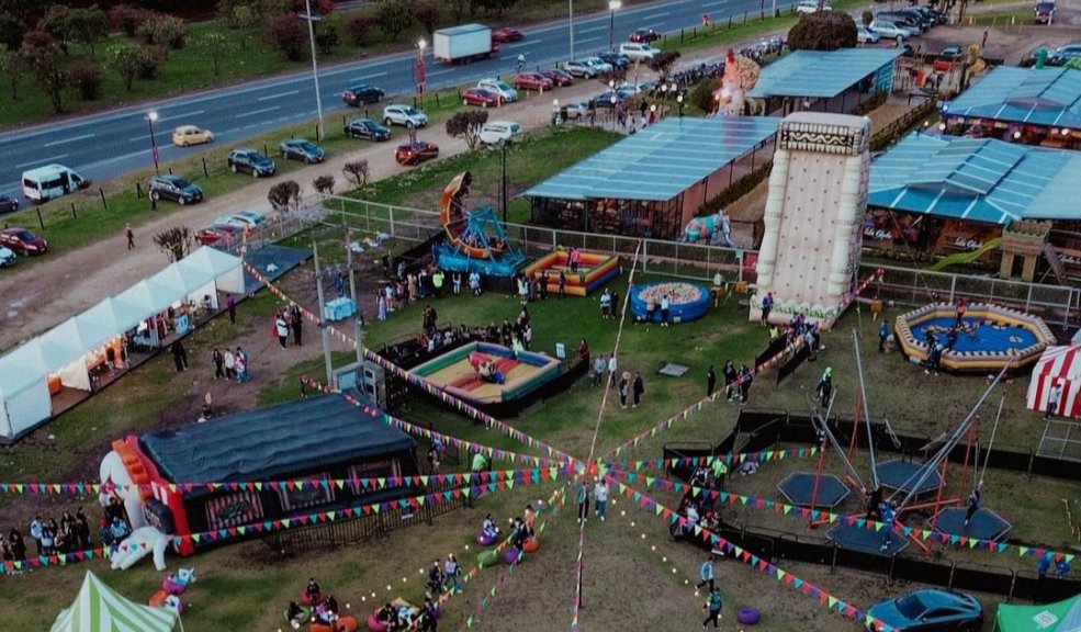 Alcaldía de Chía cancela el festival Nexus luego de la muerte de un trabajador: esto se sabe 9 Alcaldía de Chía cancela el festival Nexus luego de la muerte de un trabajador: esto se sabe Luego de que se conociera la muerte de un empleado, la Alcaldía de Chía decidió cancelar el Nexus Fest que se realizaría este sábado en el Castillo Marroquín.