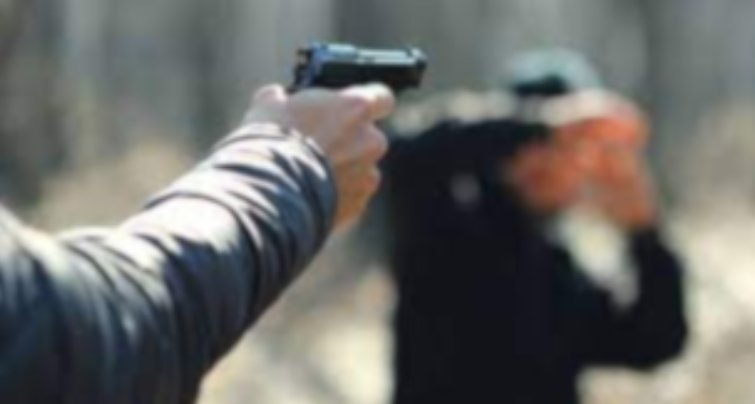 Balacera en Soacha dejó dos hombres heridos 1 Balacera en Soacha dejó dos hombres heridos Momentos de terror vivieron los habitantes del municipio de Soacha tras presenciar una balacera en la que resultaron heridos 2 jóvenes, uno de ellos fue el victimario.