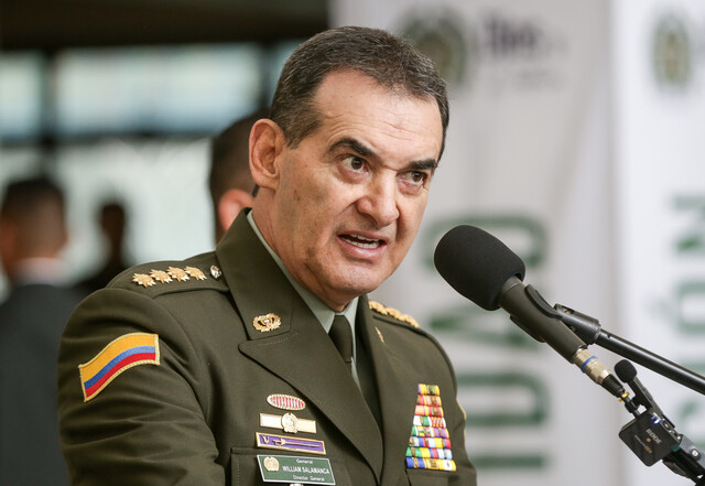 Gobierno declara fin del cese al fuego con las disidencias de Iván Mordisco El Gobierno colombiano suspendió el cese al fuego con las disidencias de las extintas FARC comandadas por Néstor Gregorio Vera Fernández, alias "Iván Mordisco", al considerar que no cumplieron con la Paz Total.