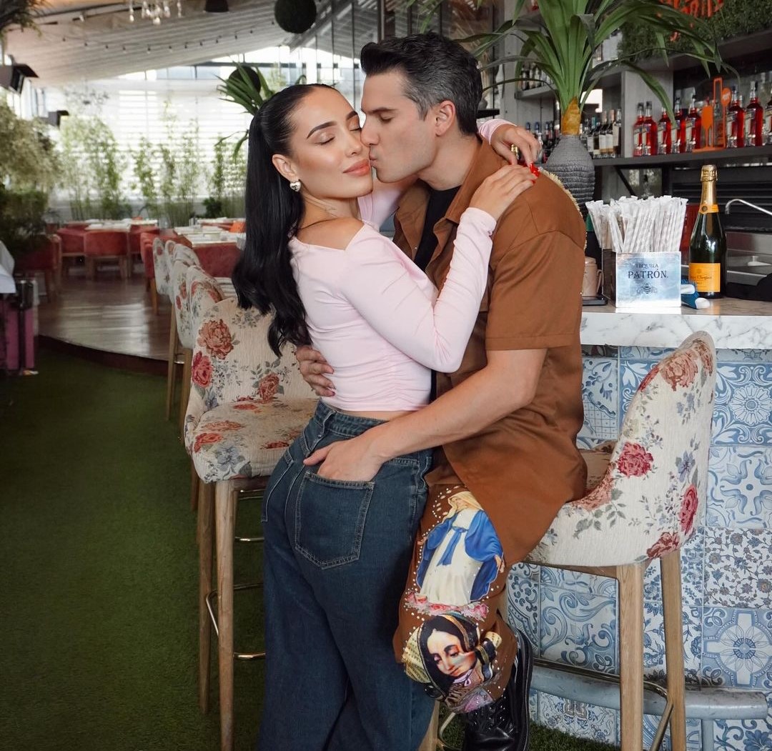 La extraña coincidencia que une a Pipe Bueno con Legarda 1 La extraña coincidencia que une a Pipe Bueno con Legarda Esta fecha mantiene ligados a Pipe Bueno y Luisa Fernanda W con Legarda.