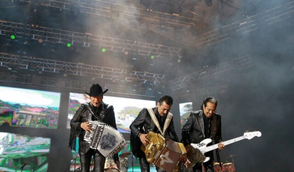 Los Tigres del Norte abren tercera fecha en Bogotá Tras agotar boletería en sus dos primeras fechas, se ha confirmado un tercer show de Los Tigres del Norte en el Movistar Arena de Bogotá.