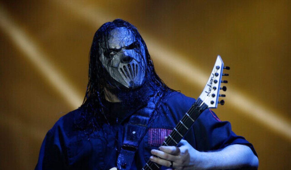 Los enmascarados del metal, Slipknot, anuncian su segundo concierto en Colombia Tras agostarse en pocos días la boletería para su anunciado concierto en el Movistar Arena de Bogotá, Slipknot, la banda que se encuentra realizando su gira de conmemoración de 25 años desde su debut discográfico, anunció una segunda fecha en Colombia.