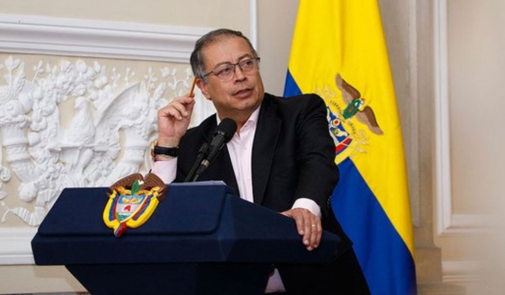 Día cívico este 15 de julio ¿Quiénes pueden y quiénes no pueden tomarlo? Tras el anuncio del presidente Gustavo Petro, sobre decretar Día cívico este lunes a raíz de que la Selección Colombia estará en la final de la Copa América, que se juega el domingo, en Q'HUBO les aclaramos quiénes tienen el día libre en su trabajo.