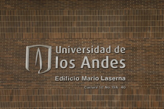 Estudiante de medicina de Los Andes se quitó la vida: “Solo ya no aguanto más” El joven de 20 años habría tomado la decisión de acabar con su vida, según su familia, por matoneo y abusos.