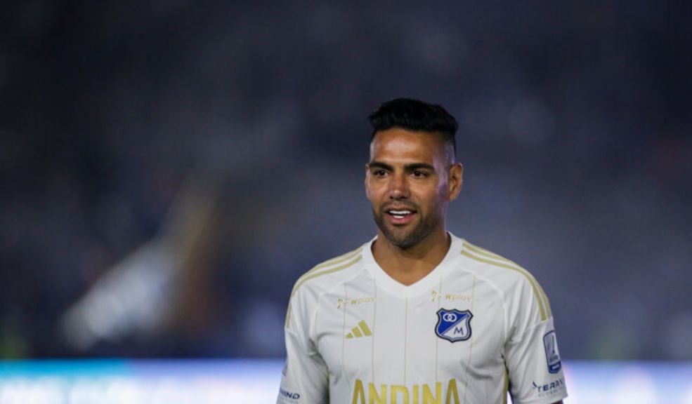 Noche de clásico en El Campín: así llegan Santa Fe y Millonarios al encuentro 2 Noche de clásico en El Campín: así llegan Santa Fe y Millonarios al encuentro Esta noche (7:30 p. m.), en el estadio El Campín, veremos enfrentándose a Santa Fe y Millonarios, en el duelo de la fecha 15 de la Liga. Así llega cada equipo.