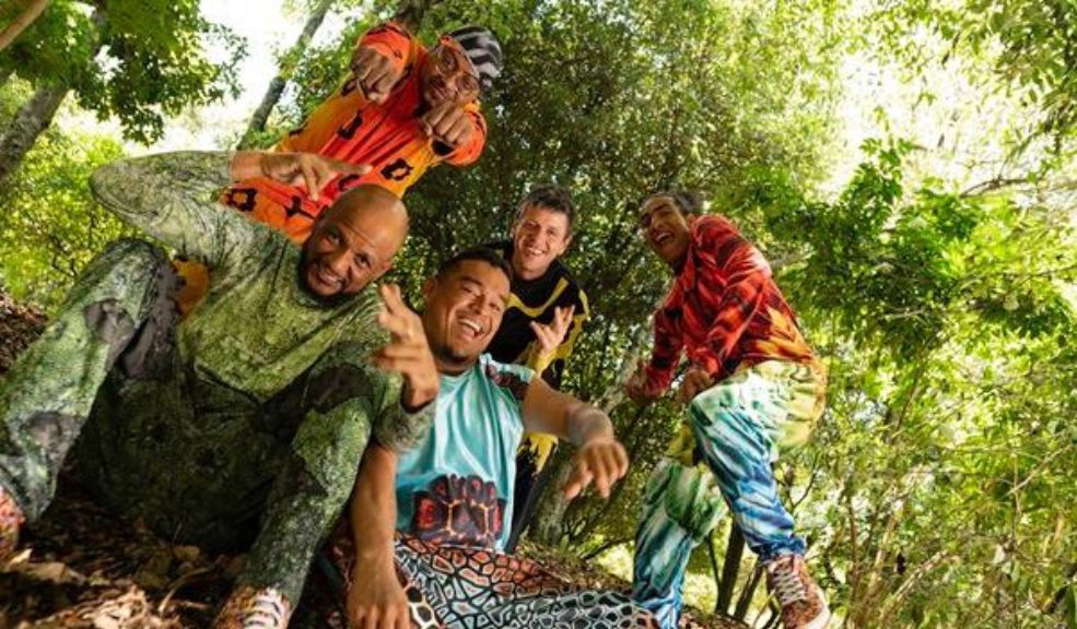 Systema Solar llevará su 'Futuro Primitivo' a Europa 8 Systema Solar llevará su 'Futuro Primitivo' a Europa El colectivo músico visual Systema Solar estará de gira por Europa en el mes de Julio, llevando por diferentes países y ciudades los ritmos que los caracterizan, representando a Colombia y sus sonidos en los diferentes escenarios.